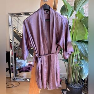 Victoria’s Secret Satin Robe size xs/s